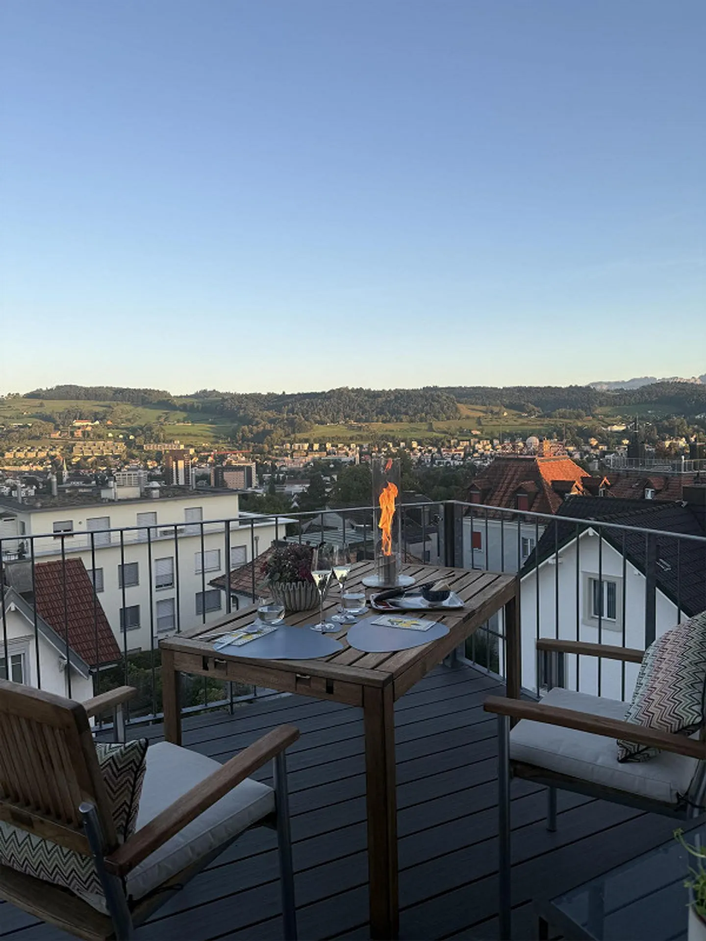 3-room penthouse with panoramic view - Photo 1 of 5