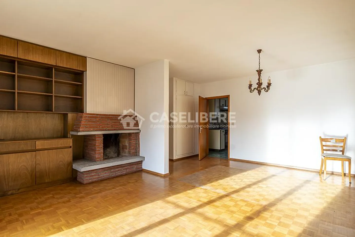 EINFAMILIENHAUS MIT GARTEN IN LOSTALLO - Foto 6 von 21