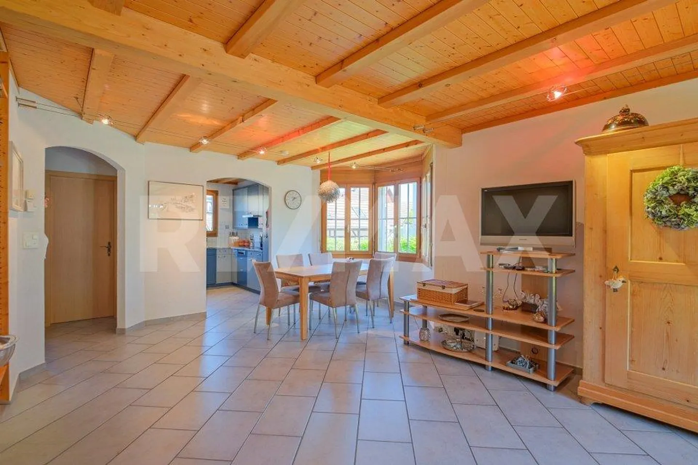 Home Sweet Home - ideal for families: Country house in the green - Photo 3 of 13