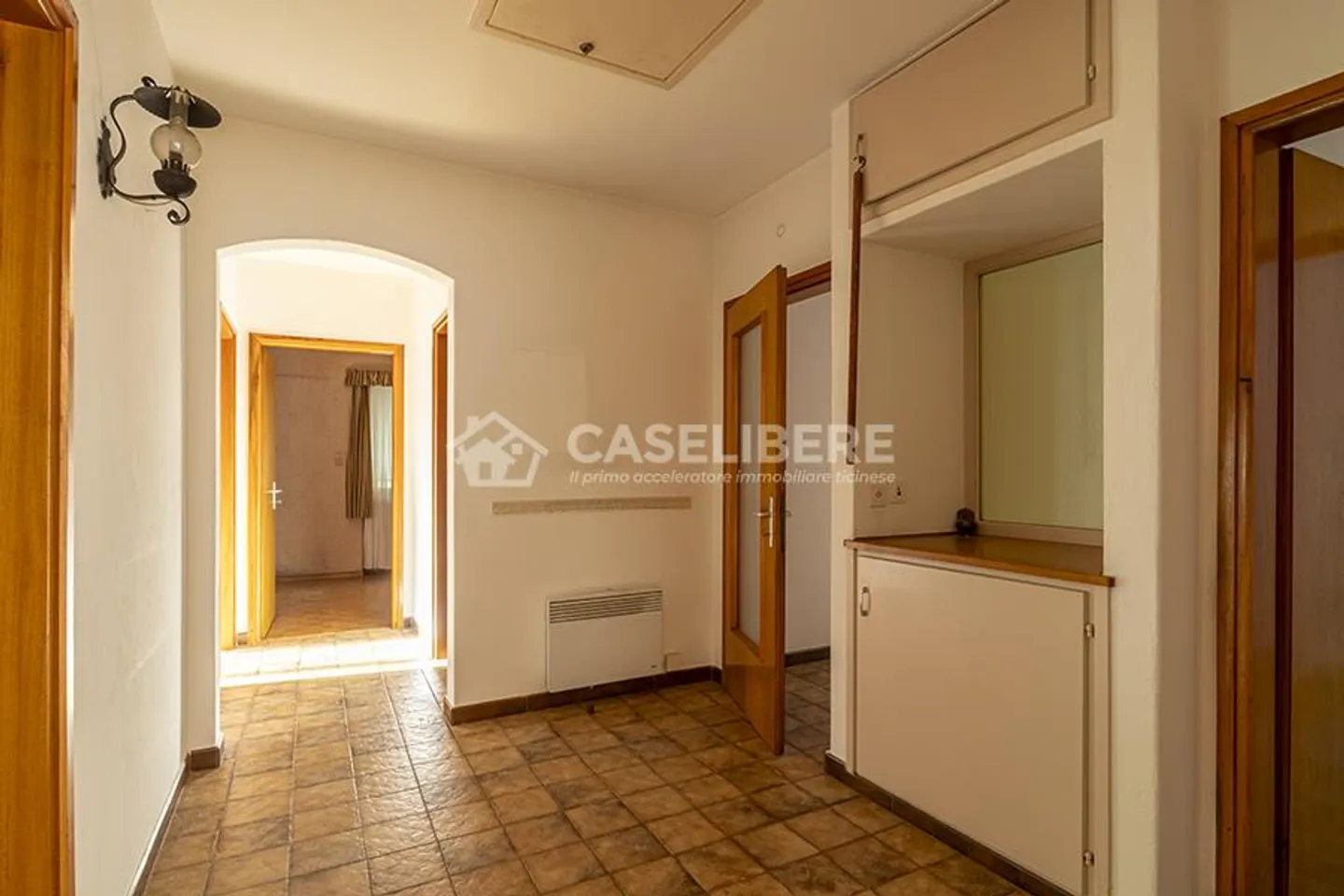 EINFAMILIENHAUS MIT GARTEN IN LOSTALLO - Foto 10 von 21