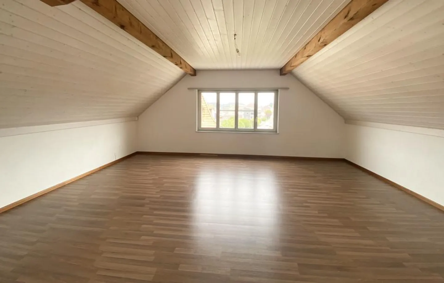 Duplex for rent - Photo 9 of 10
