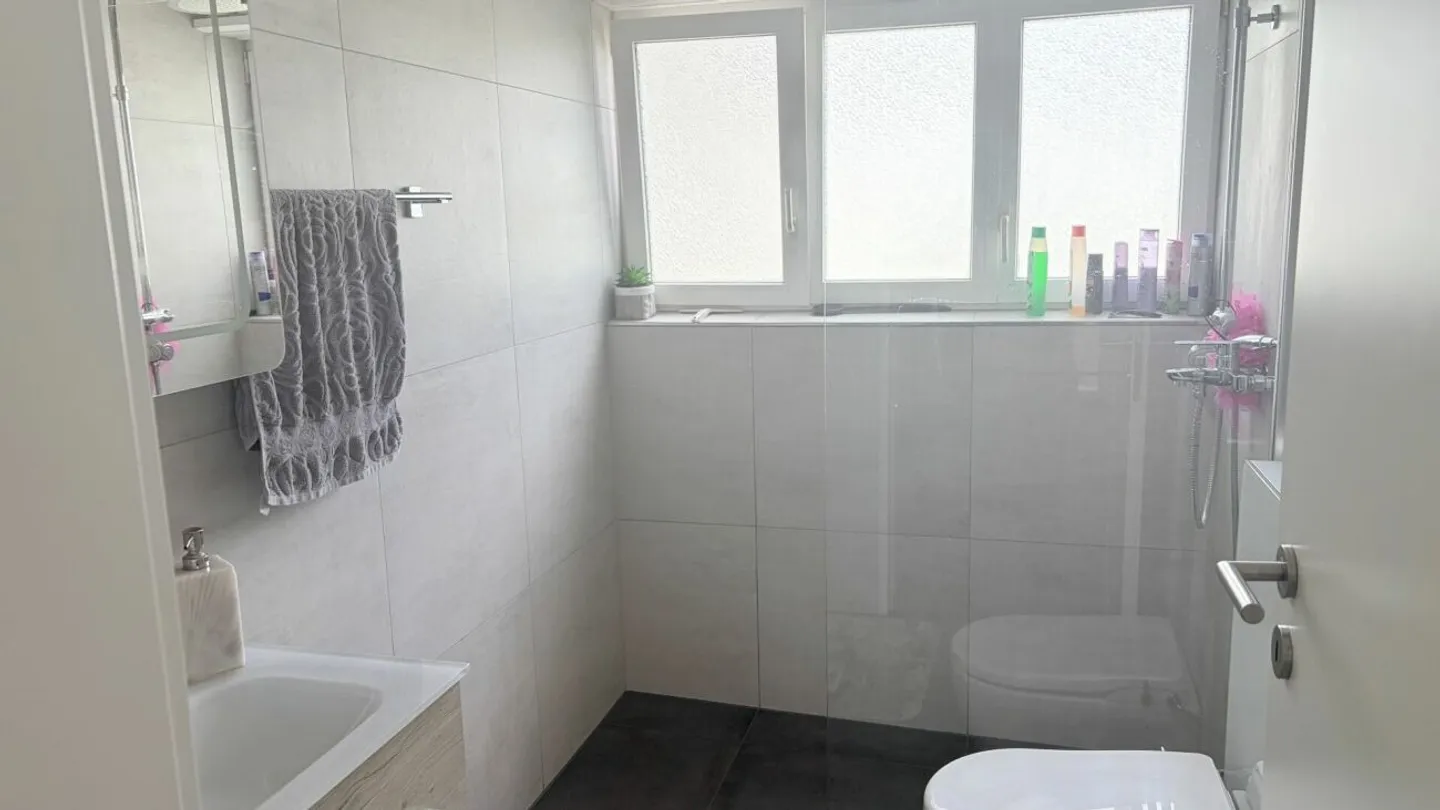 Duplex Charmant dans un Endroit Calme - Photo 16 sur 17