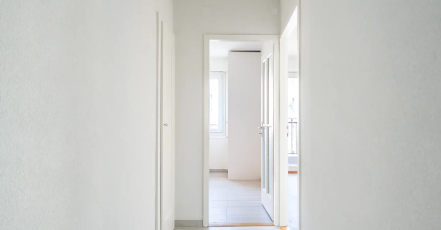 Charming Apartment - Photo 5 of 7