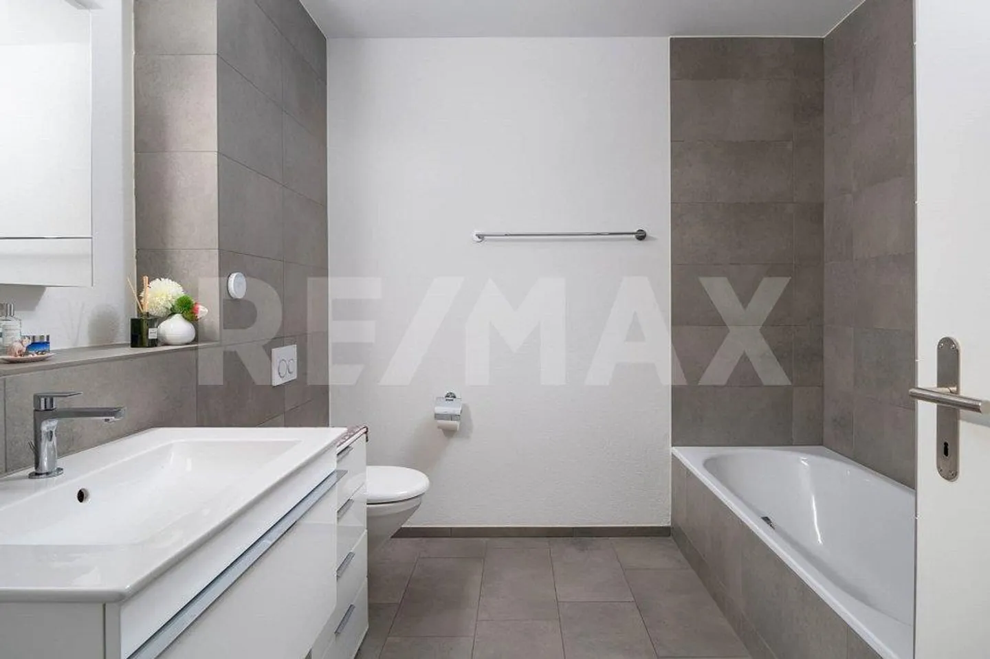 Living in the Green, in the Schönegg District - without sacrificing comfort... - Photo 8 of 13