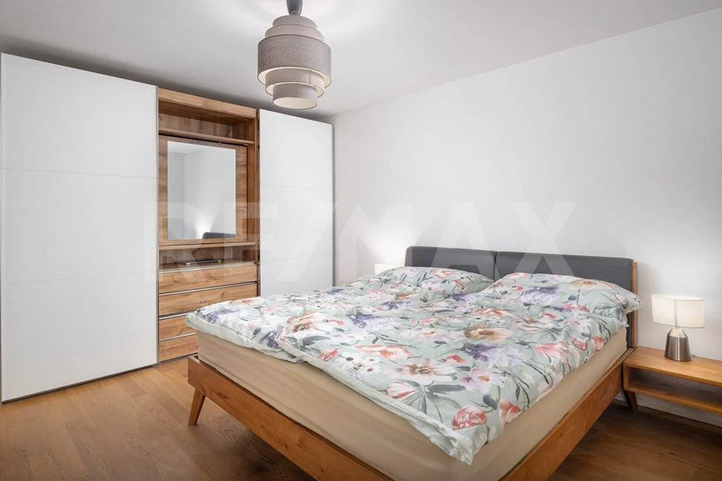 Living in the Green, in the Schönegg District - without sacrificing comfort... - Photo 12 of 13