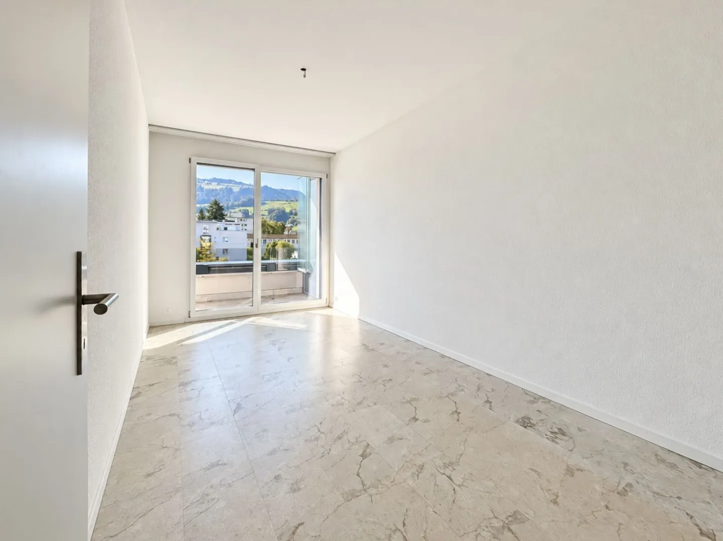 Grosszügige 4.5-Zimmer-Wohnung - Foto 6 von 9