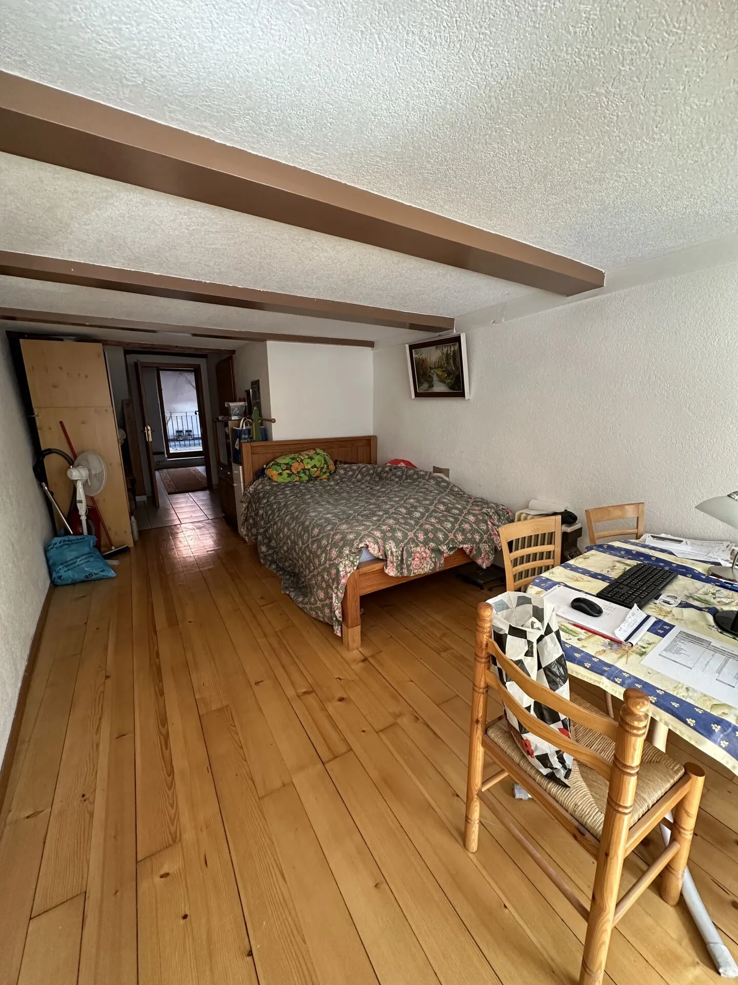 EDIFICIO RESIDENZIALE CON SPAZIO COMMERCIALE NEL CENTRO CITTADINO - Foto 12 di 28