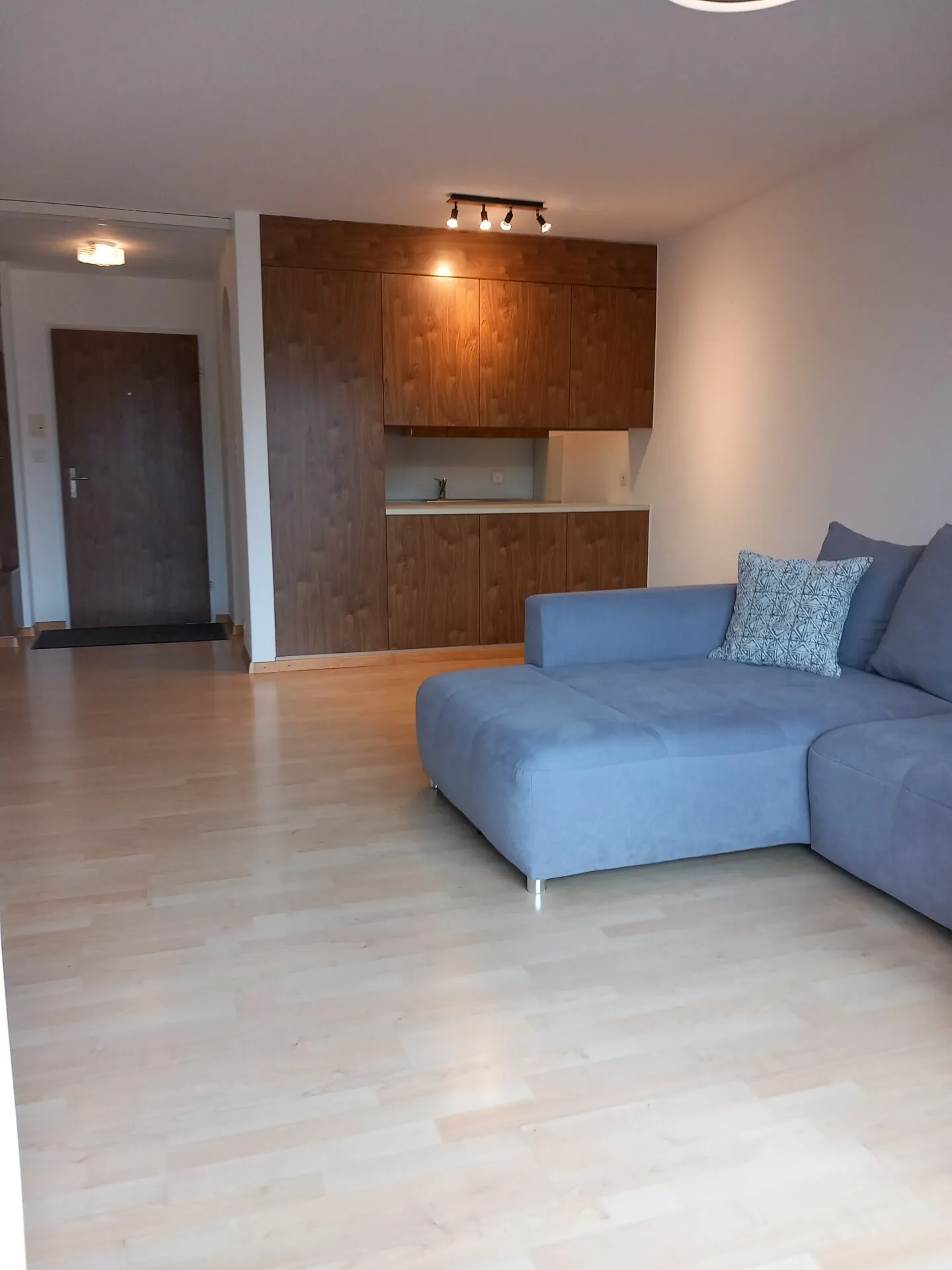 Vivere al centro e sentirsi bene - appartamento ben tenuto di 2,5 stanze - Foto 2 di 8