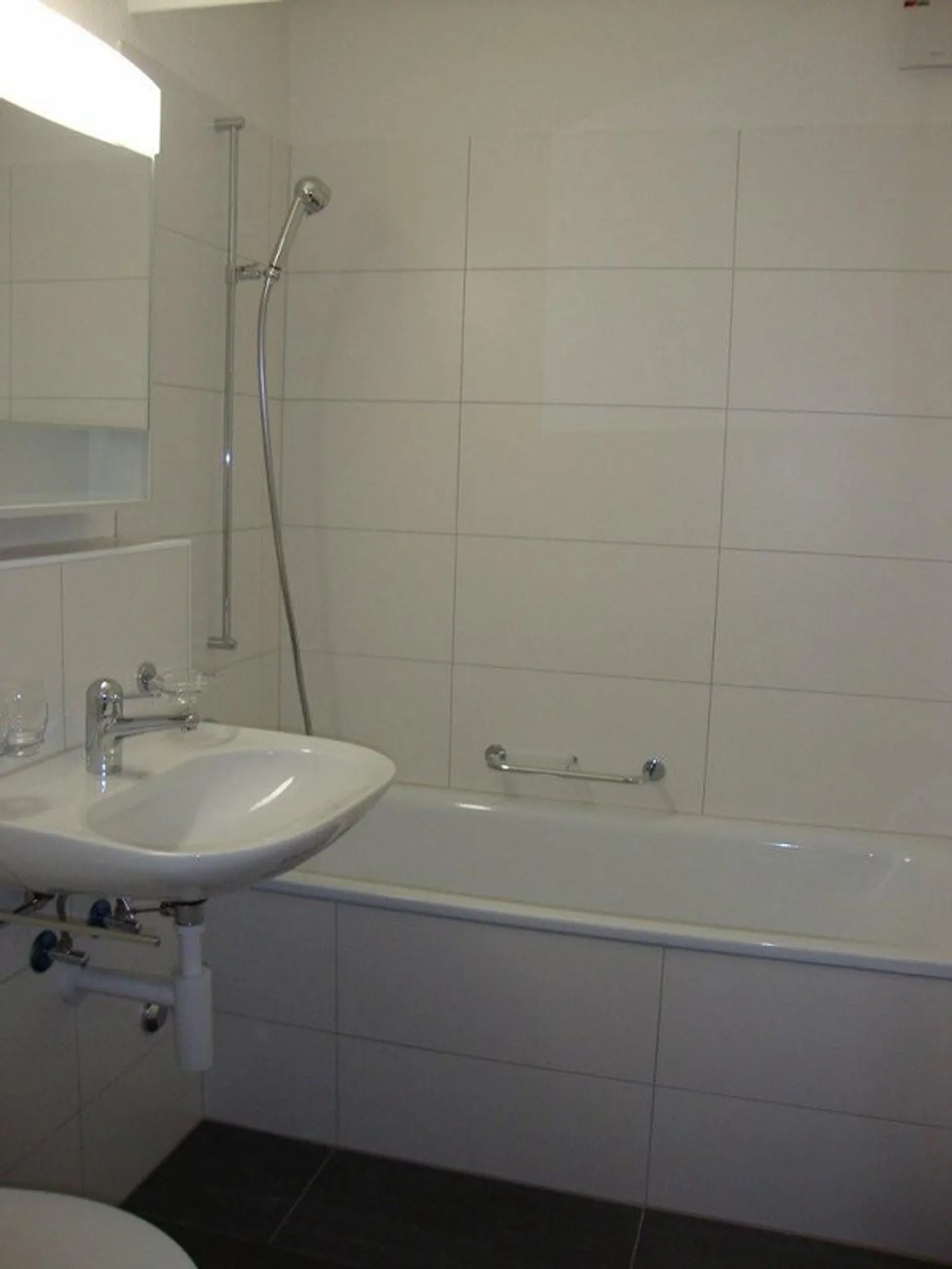 Charmante Wohnung in Lyss - Foto 3 von 6