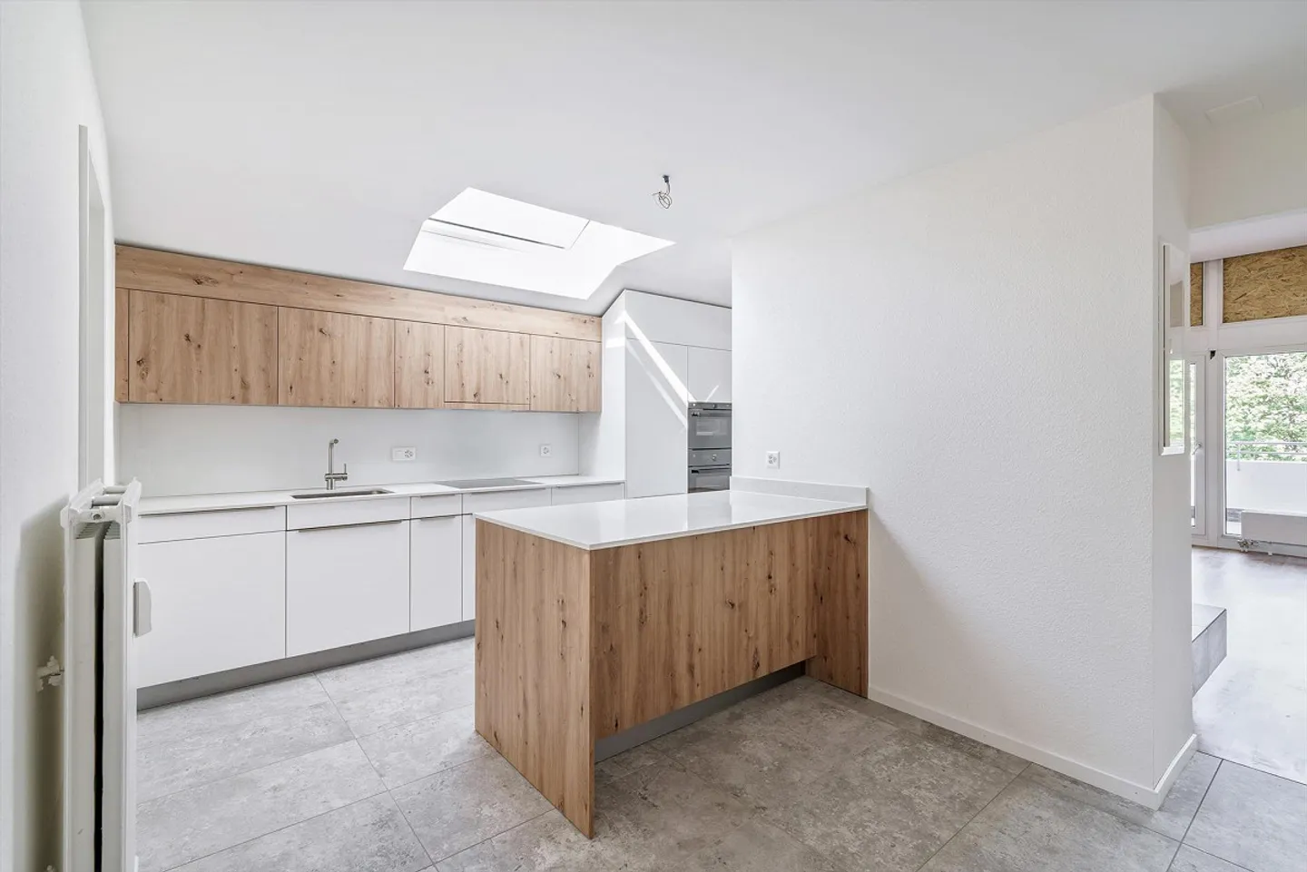 Modernes Apartment in Binningen - Foto 3 von 8