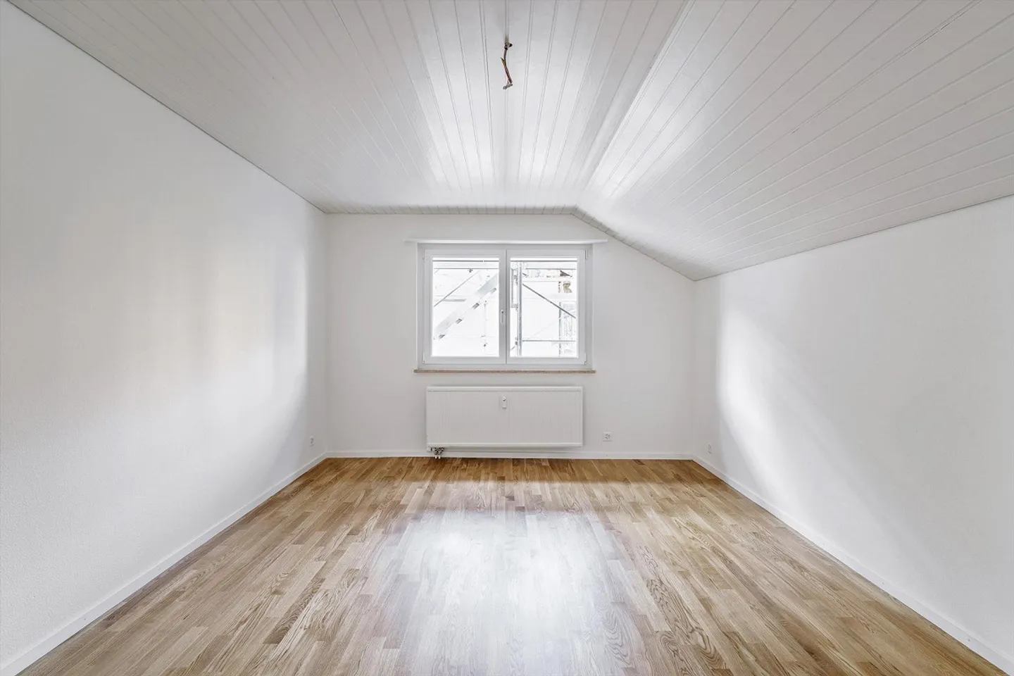 Modernes Apartment in Binningen - Foto 7 von 8