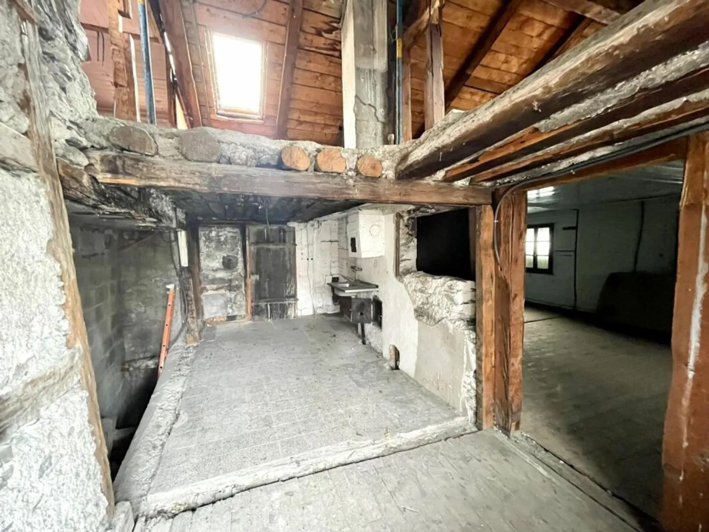 Haus zu renovieren mit Keller nach Wunsch umbaubar - Foto 26 von 30