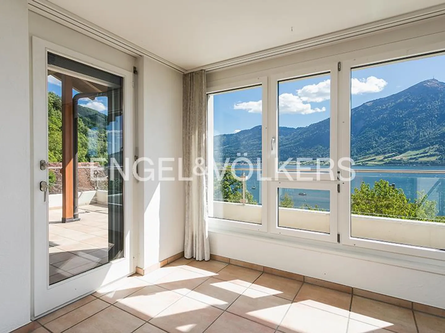 HORIZON WALCHWIL | Walchwil - Photo 7 of 12