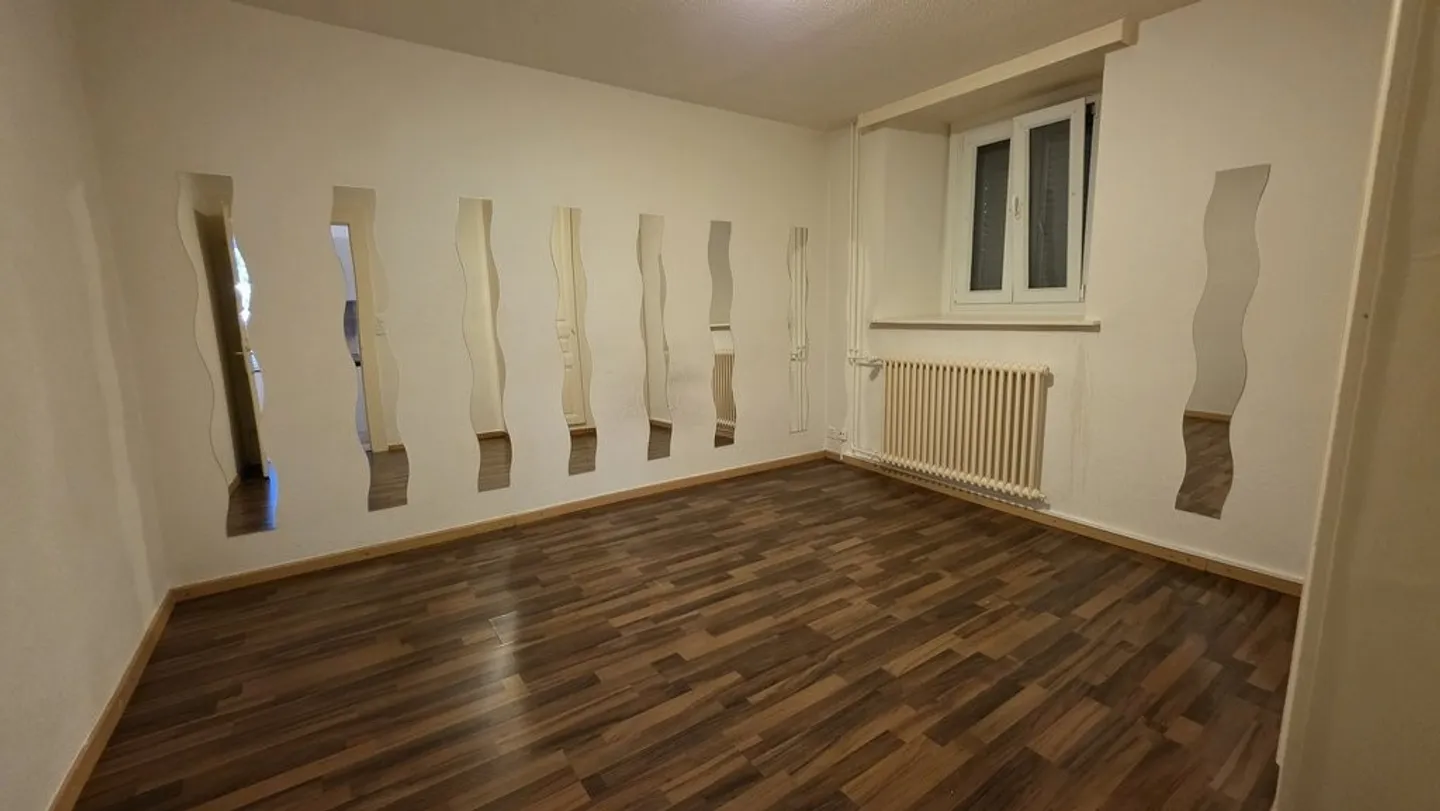 2.5 rooms all comfort in a quiet neighborhood - Photo 3 of 6