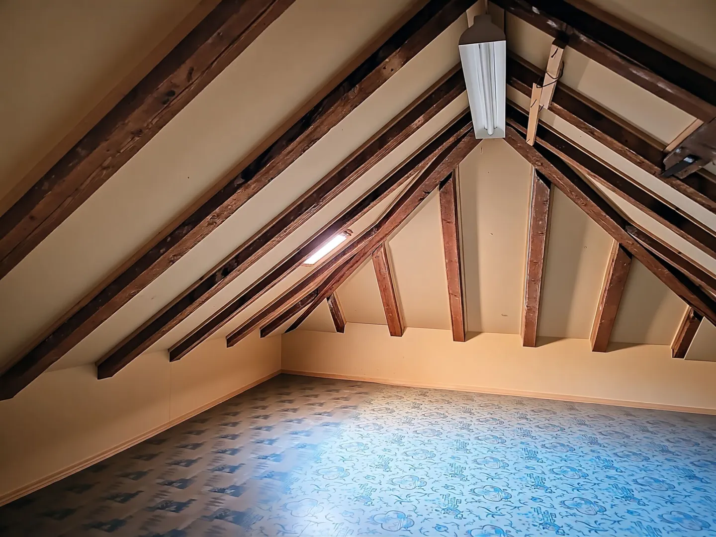 Wundervolles Potenzial für dieses 5-Zimmer-Duplex zur Personalisierung - Foto 14 von 18