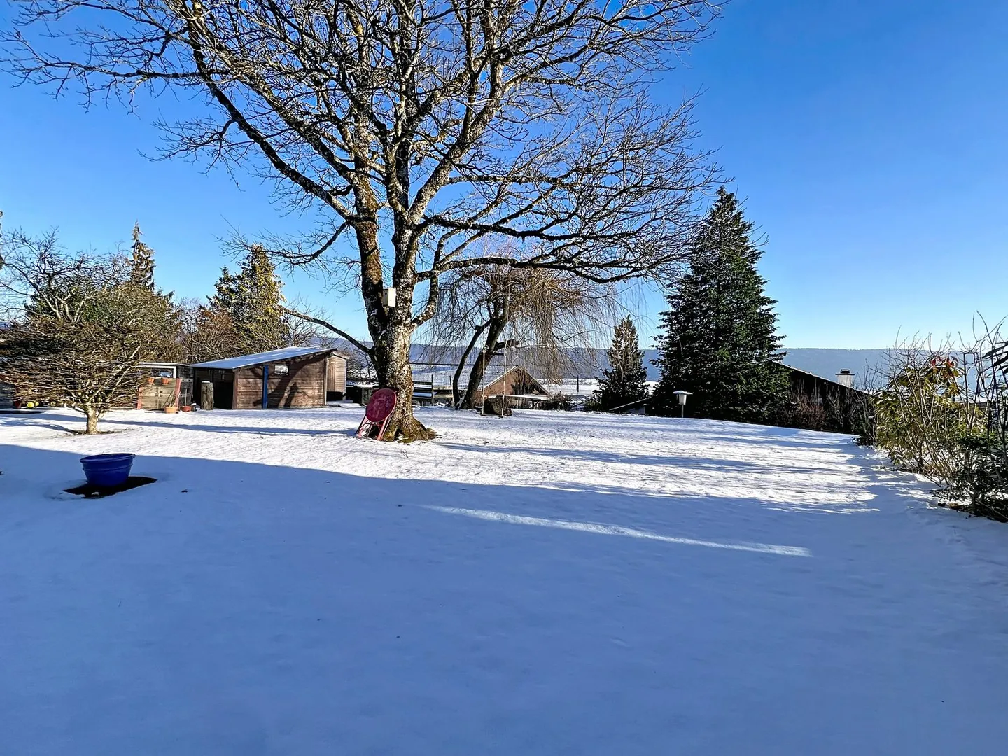 Villa with 5.5 rooms and separate living area – Chézard-Saint-Martin - Photo 13 of 14