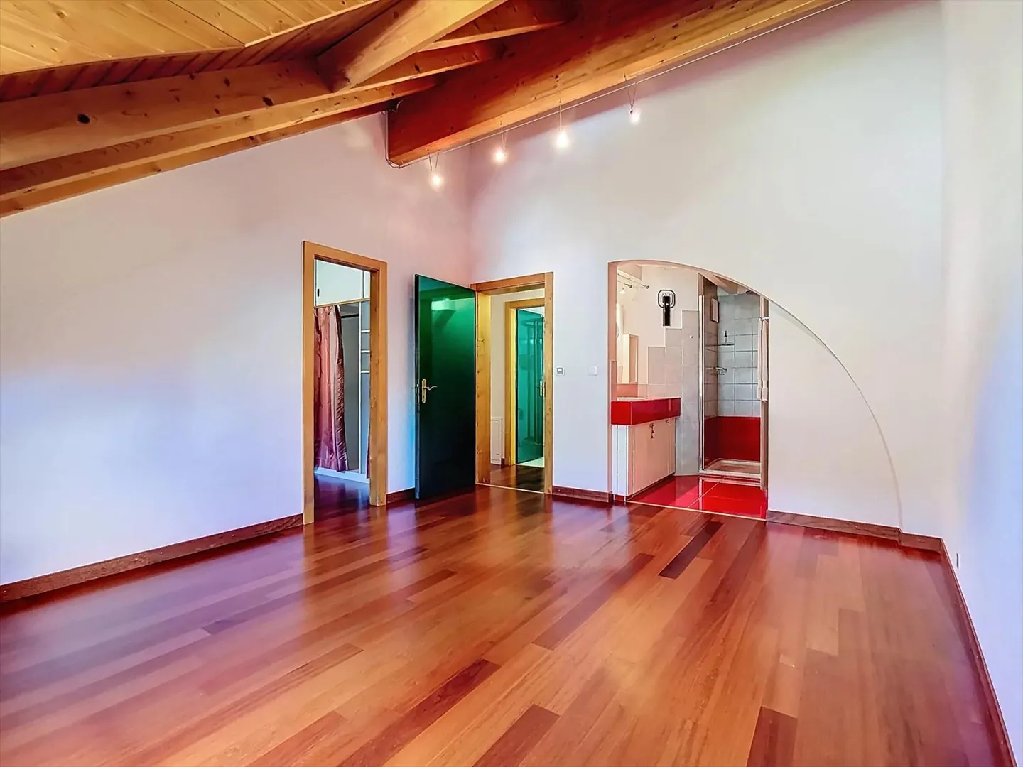 Charmanter Duplex 4.5 Zimmer mit Galerie! - Foto 7 von 10