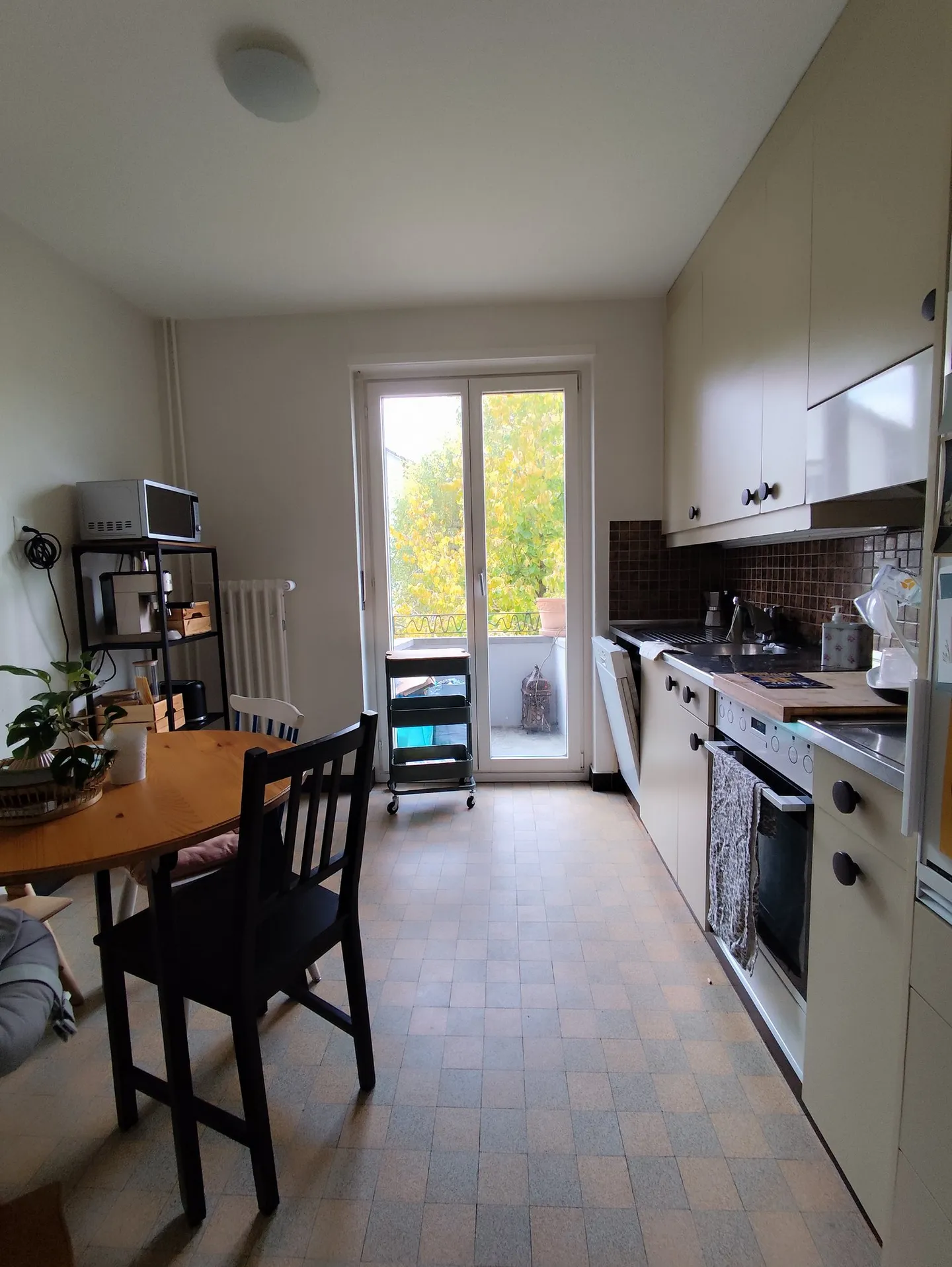 Ampio appartamento di 4,5 stanze a Zollikofen - Foto 5 di 13