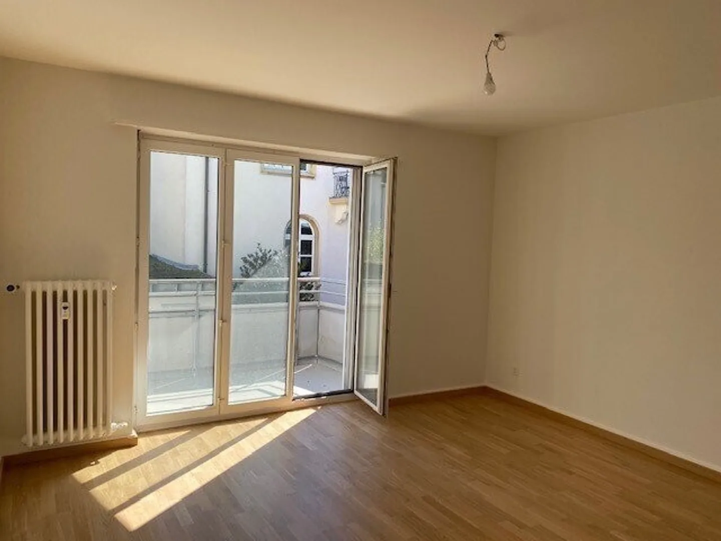 Appartamento attraente nel quartiere verde - Foto 4 di 9