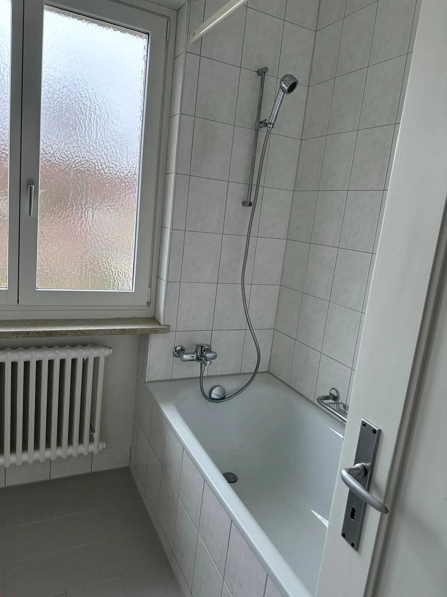 Ampio appartamento di 4,5 stanze a Zollikofen - Foto 6 di 13