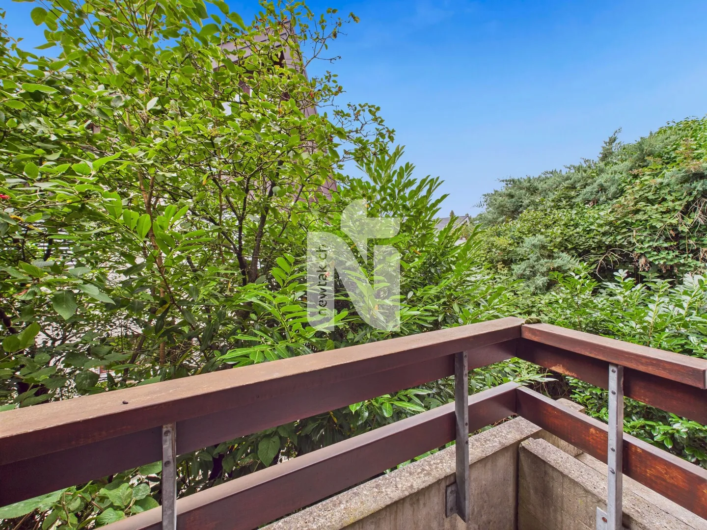 Detached 6.5-room single-family house on four floors with large garden, garage, and wellness area in a quiet, exclusive location on the Bruderholz - Photo 16 of 26