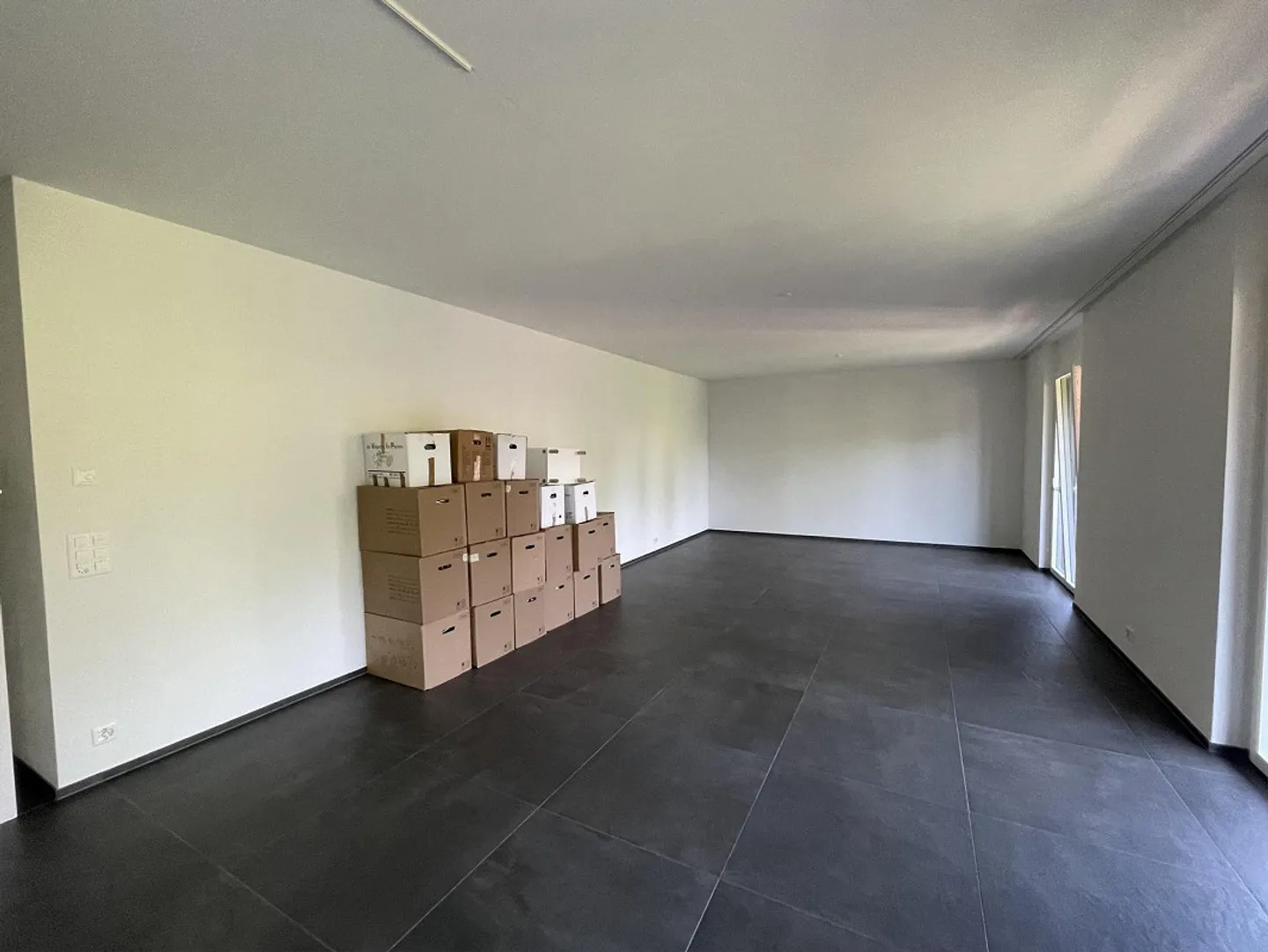 Bella appartamento di 4.5 stanze a Nänikon - Foto 5 di 12