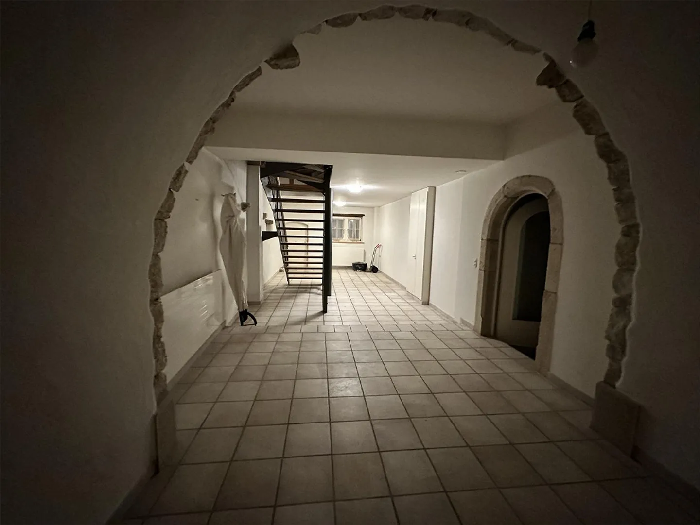 Living with Charm - Unique 5.5 Room Farmhouse for Rent - Photo 4 of 21