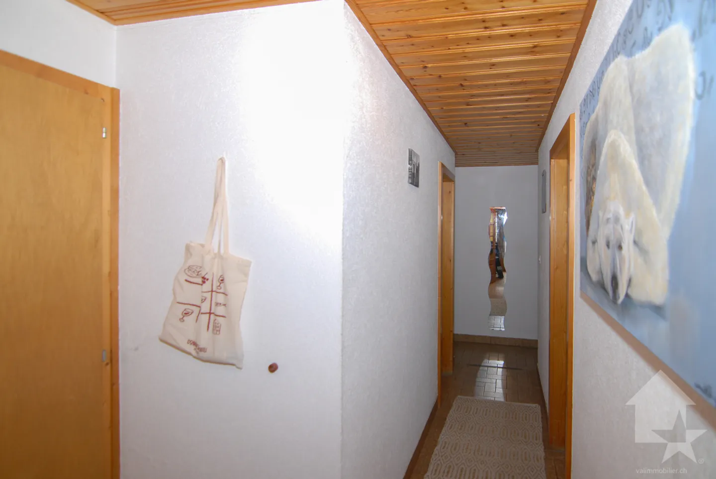 Magnifico ristorante nel centro di Evolène con appartamento separato - Foto 16 di 18