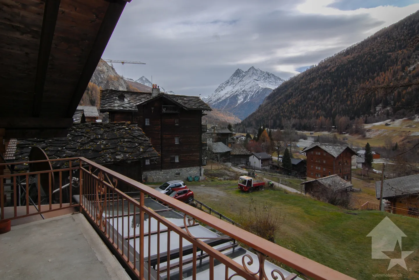 Magnifico ristorante nel centro di Evolène con appartamento separato - Foto 17 di 18