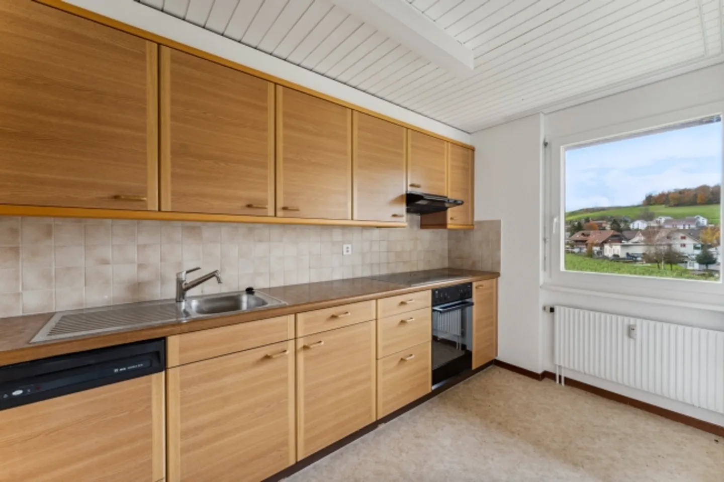 BLACK FRIDAY - Free parking space for one year! - Photo 5 of 11