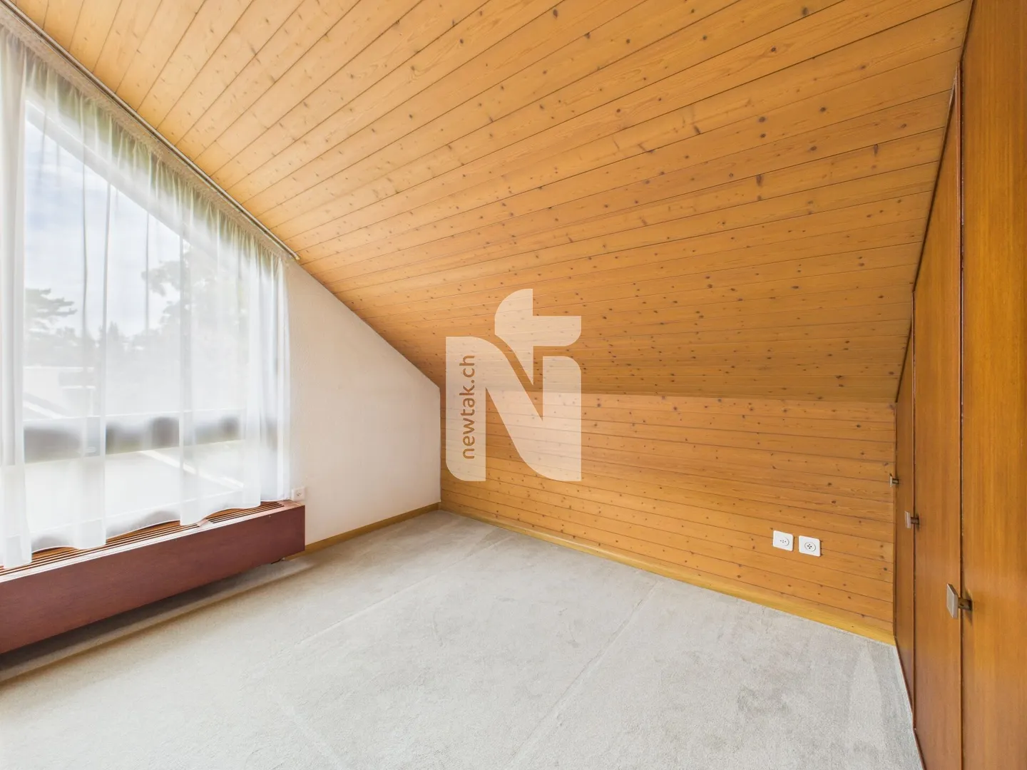 Detached 6.5-room single-family house on four floors with large garden, garage, and wellness area in a quiet, exclusive location on the Bruderholz - Photo 19 of 26