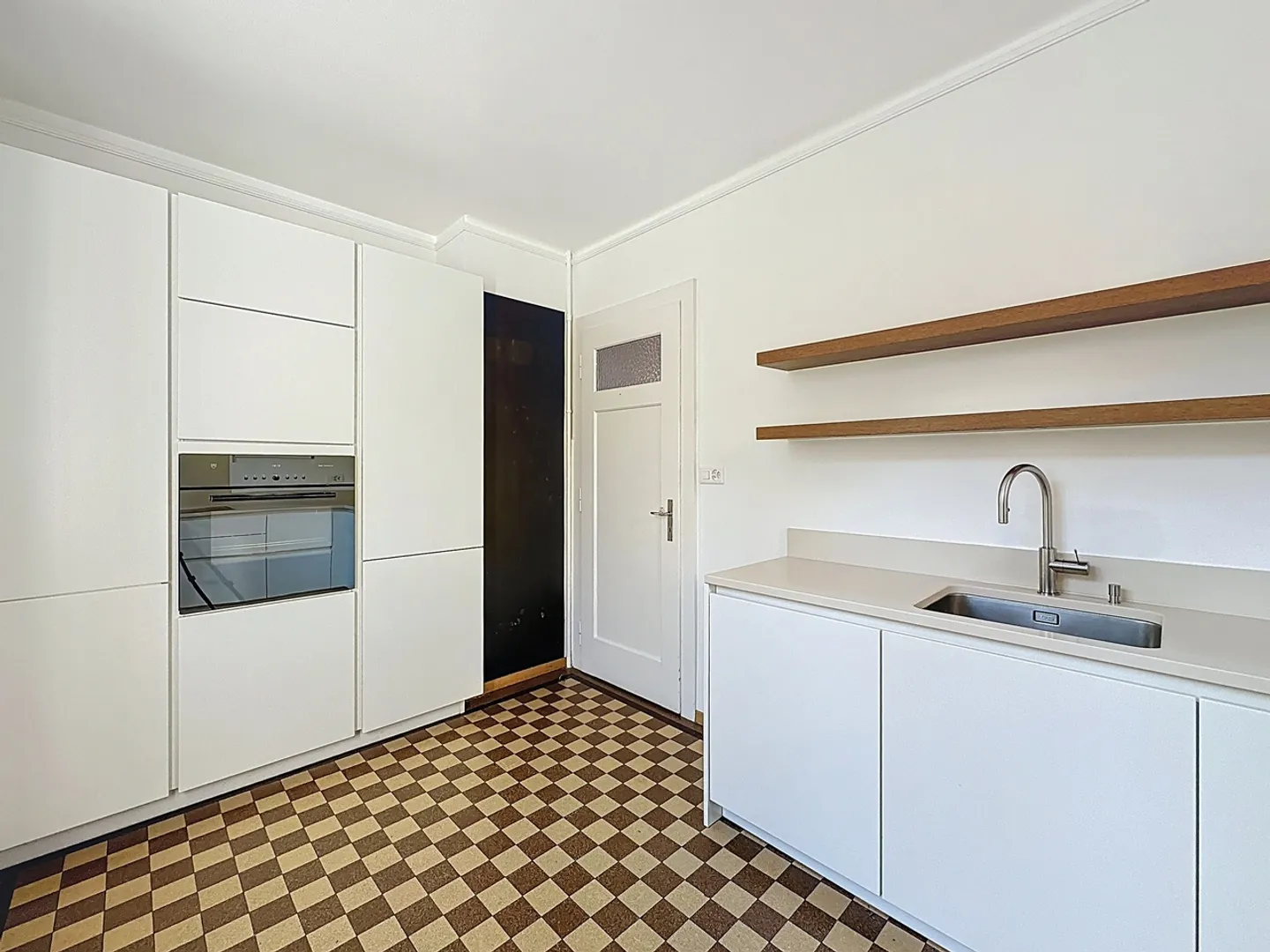 In a residential area! - Photo 2 of 12