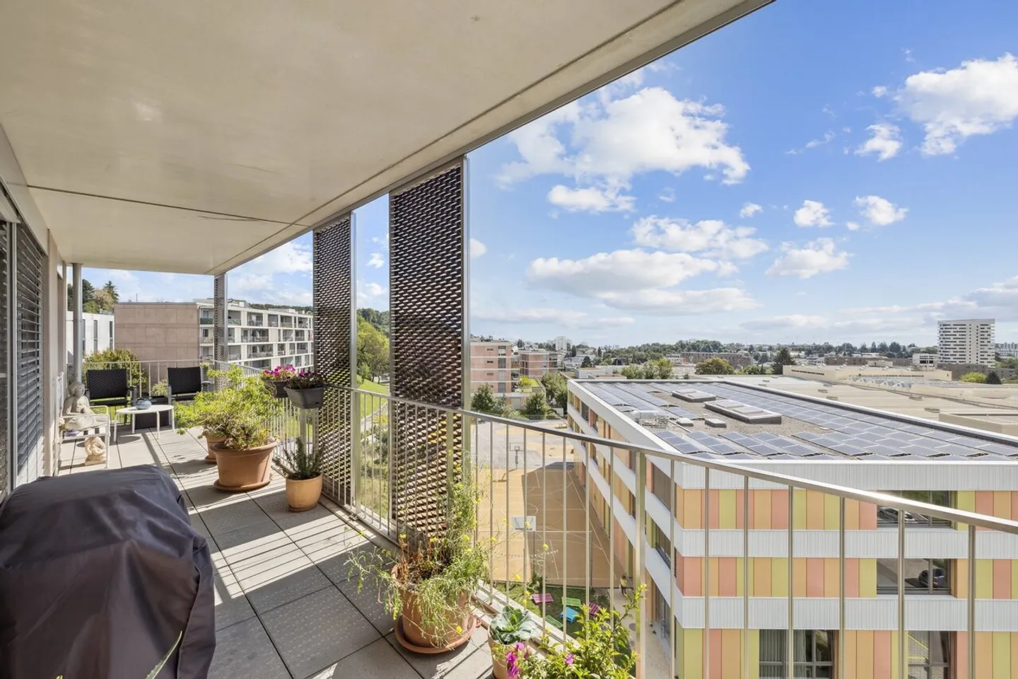 Opportunity not to be missed for this 4.5-room apartment - Photo 3 of 11