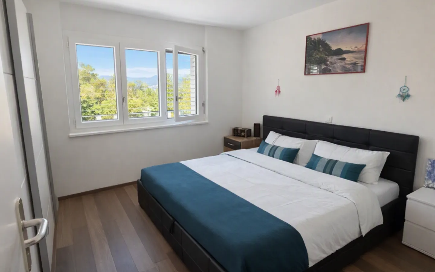 Brauchen Sie eine gute Dosis Sonne? Kommen Sie in das kleine Kalifornien des Wallis - Eleganz & Modernität für diese wunderschöne, komplett renovierte 4,5-Zimmer-Wohnung im Herzen von Fully - Foto 8 von 12