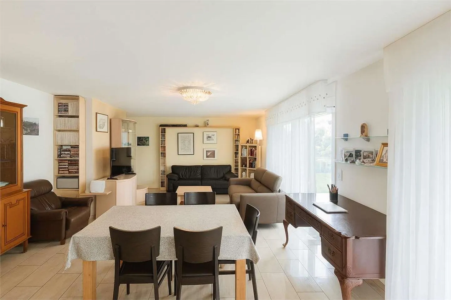 Lugano (Melano) - 4.5 Zimmer mit privatem Garten - Foto 4 von 13