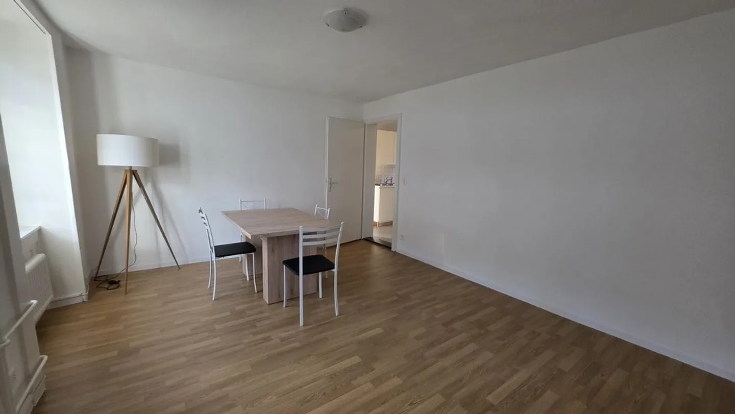 Schöne 3,5-Zimmer-Wohnung in ruhiger Lage - Foto 3 von 7