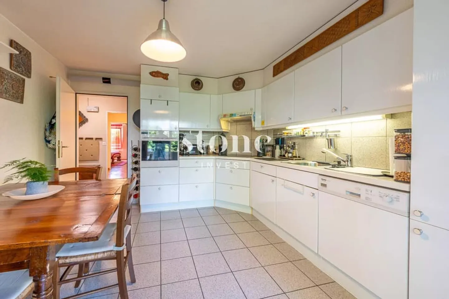 Casatax! Charming 4-room apartment with balconies and garage - Photo 7 of 9