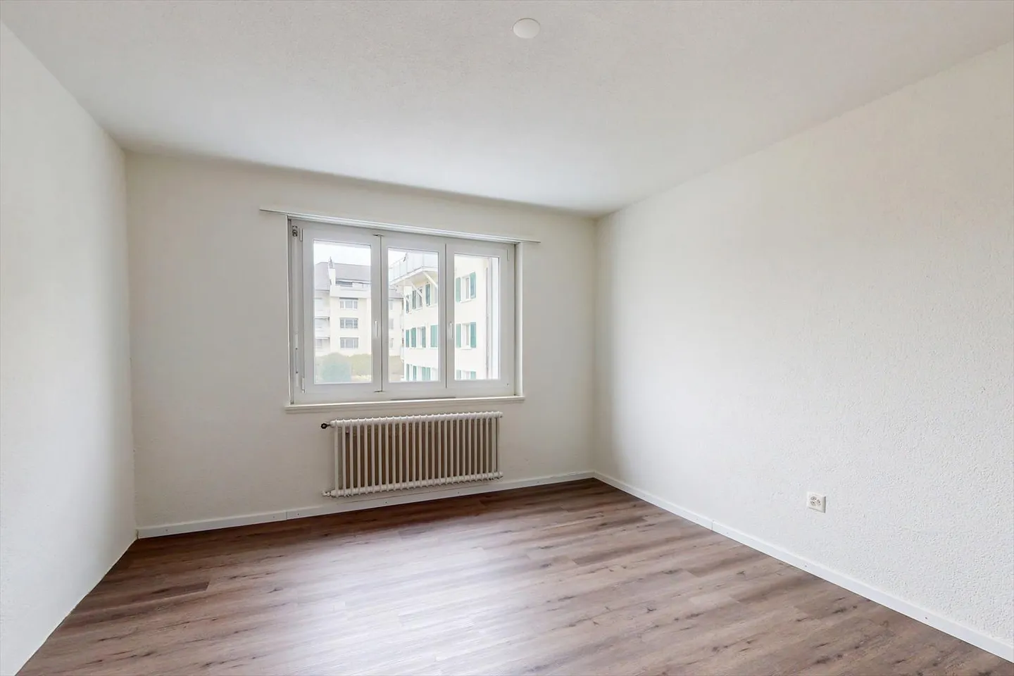 Appartamento moderno nella zona 46 cercato - Affittare senza deposito! - Foto 4 di 7
