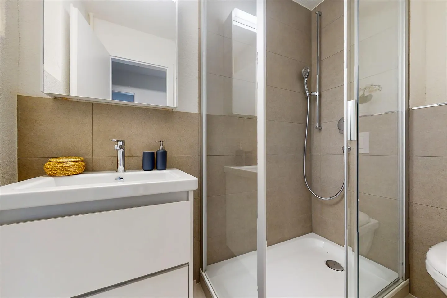 Appartamento moderno nella zona 46 cercato - Affittare senza deposito! - Foto 5 di 7