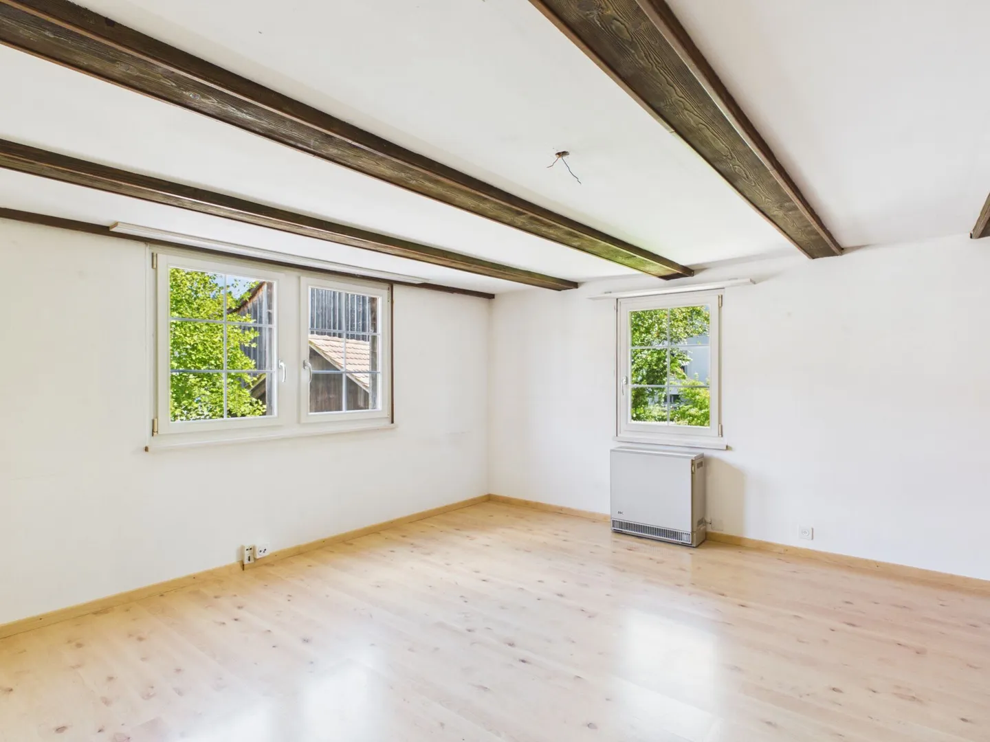 CASA IN LEGNO CON GIARDINO SOLEGGIATO E POTENZIALE DI ESPANSIONE - Foto 4 di 7