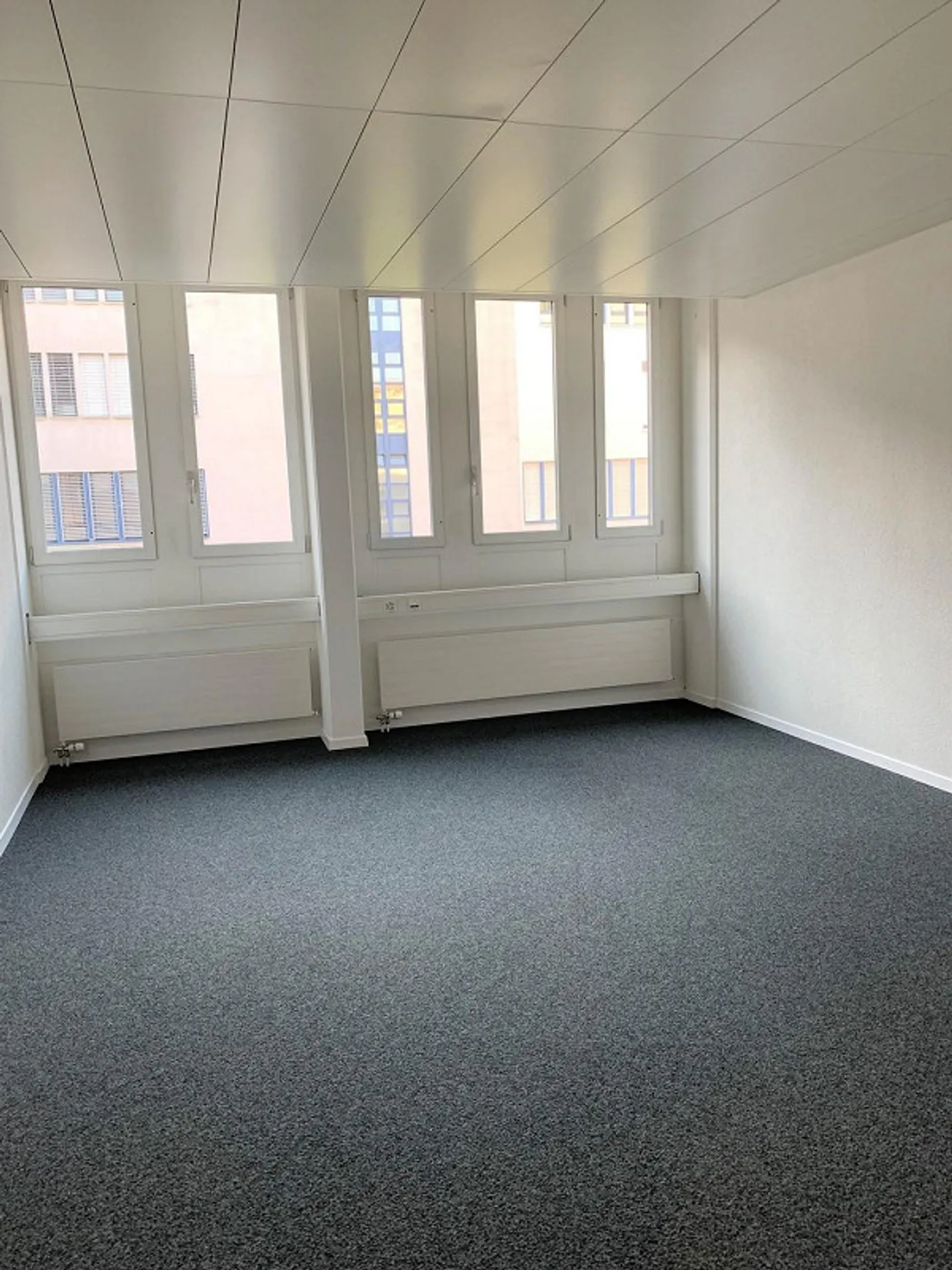 Prime location in the center of Dietikon - Photo 8 of 12