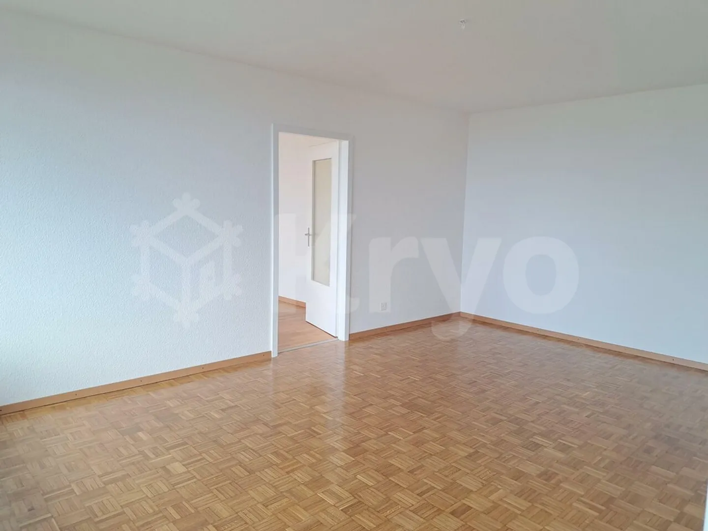 Charming Apartment with Lake View - Photo 7 of 11