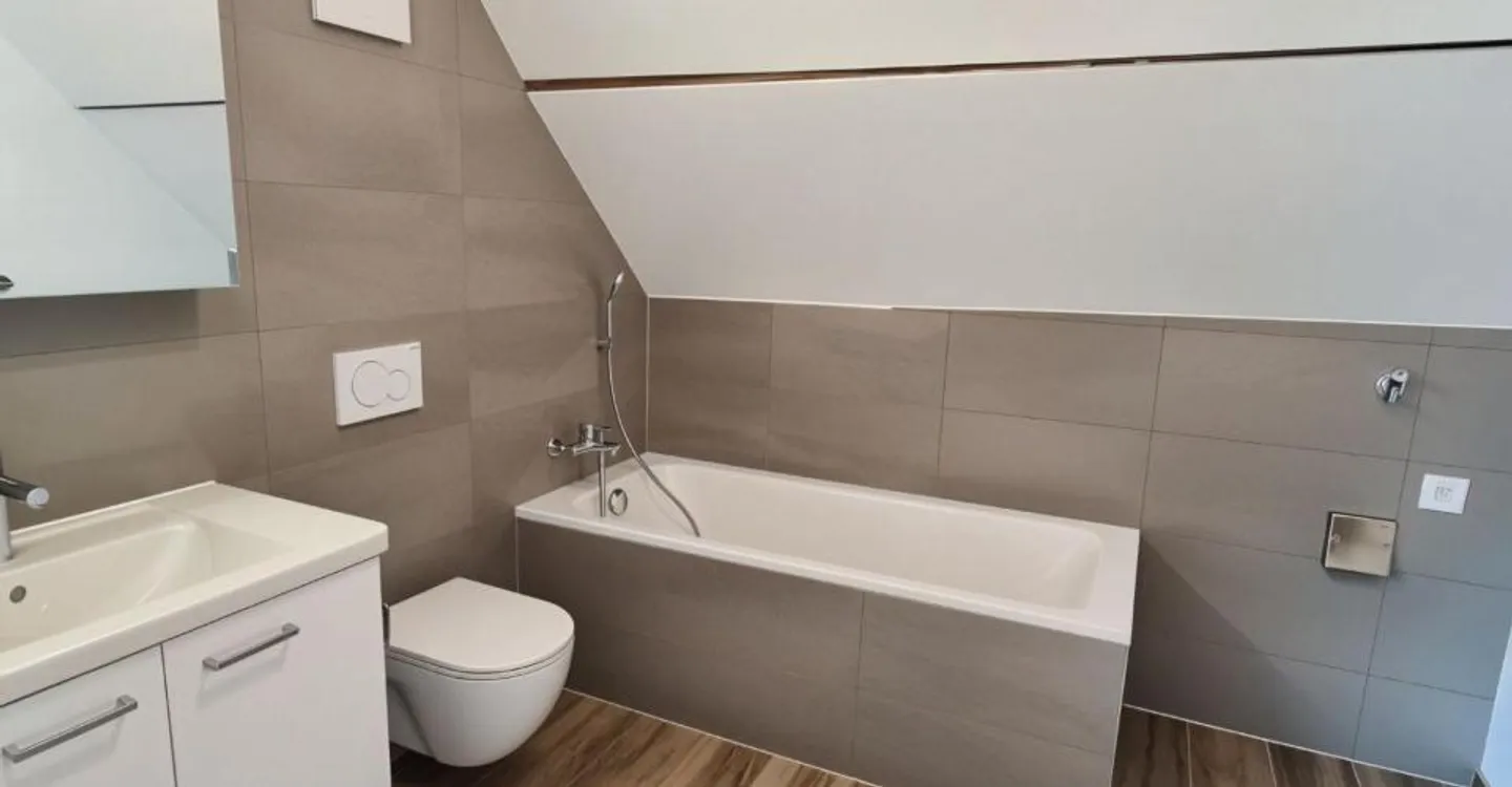 Magnificent 4.5-room duplex apartment in Hauterive - Photo 7 of 10