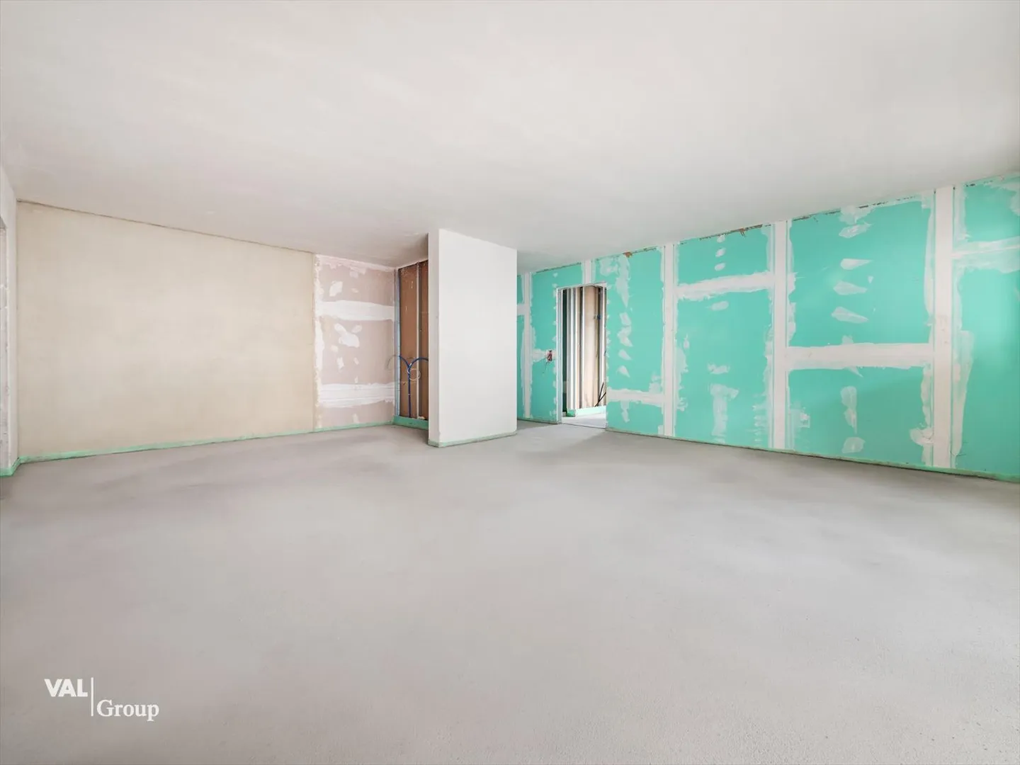 Modern and bright 3.5 room apartment - Photo 5 of 11