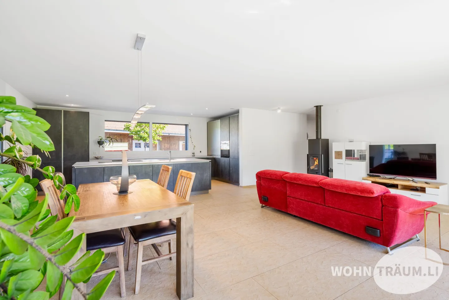 Casa unifamiliare di 7½ stanze con fascino e potenziale di ampliamento - Foto 1 di 13