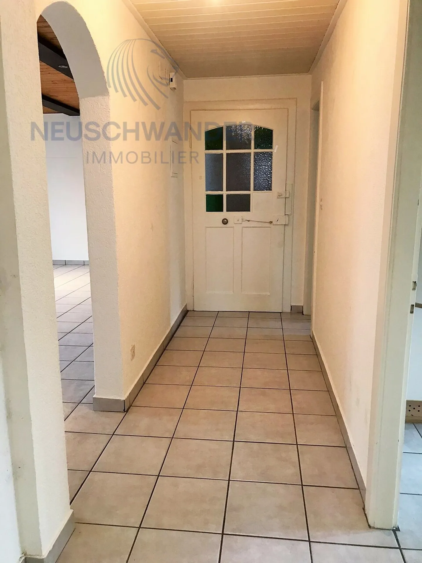 Recent kitchen close to the train station - Photo 9 of 11