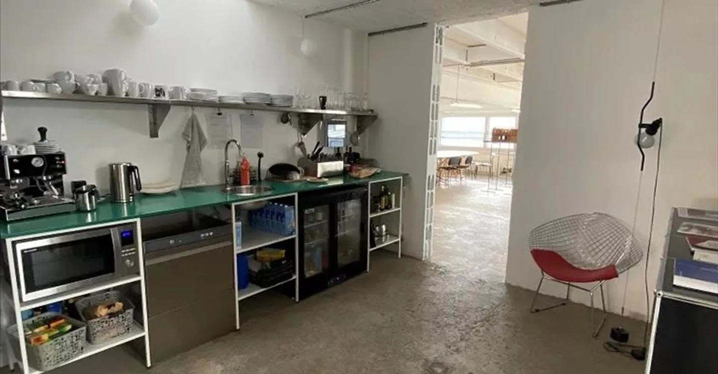 Spazio ufficio in affitto - Foto 5 di 8