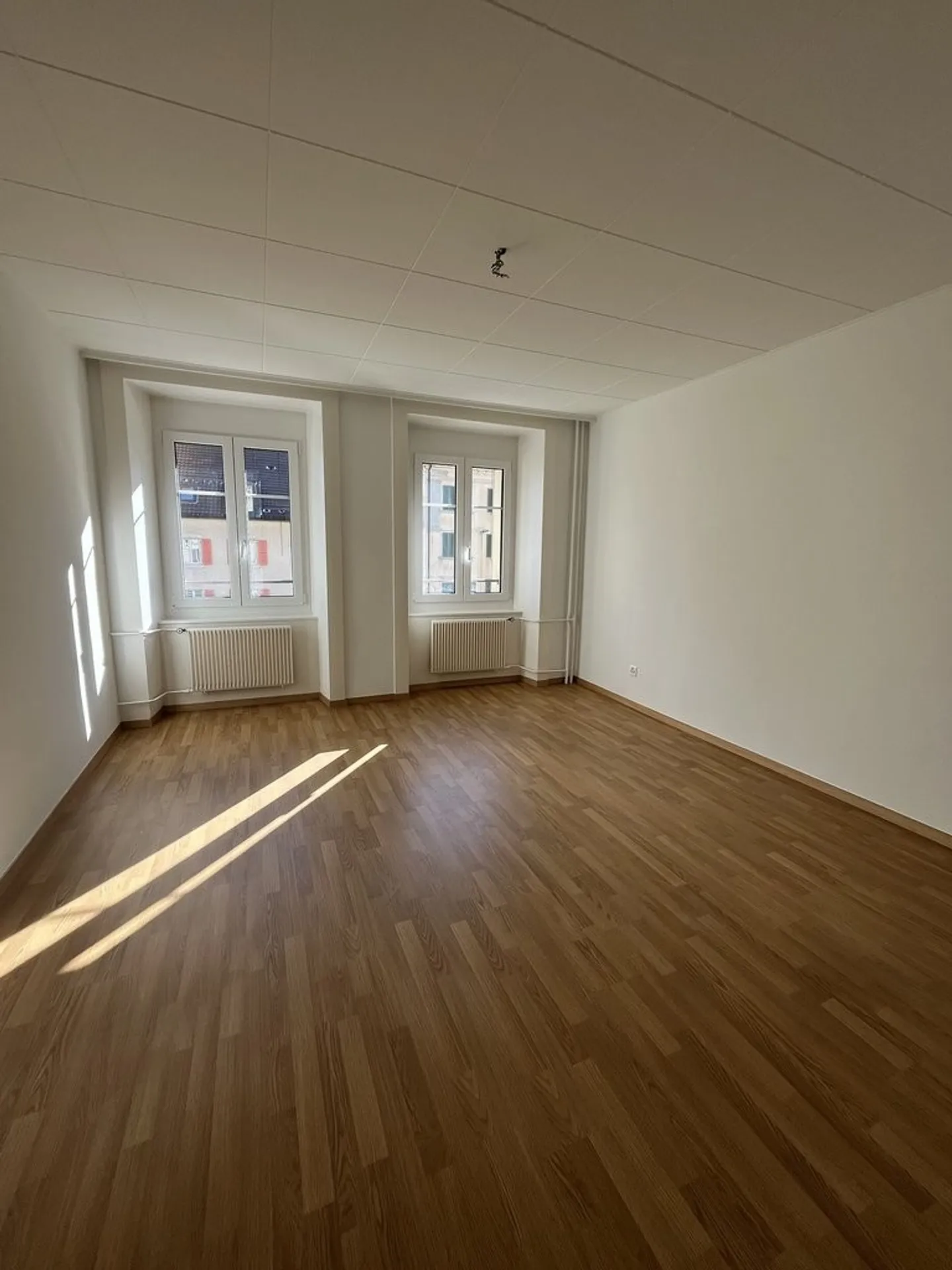 Bel appartement lumineux près de la gare - Photo 2 sur 7