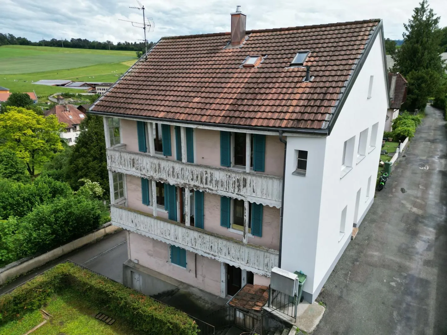 Investment Building in Porrentruy - Photo 3 of 12