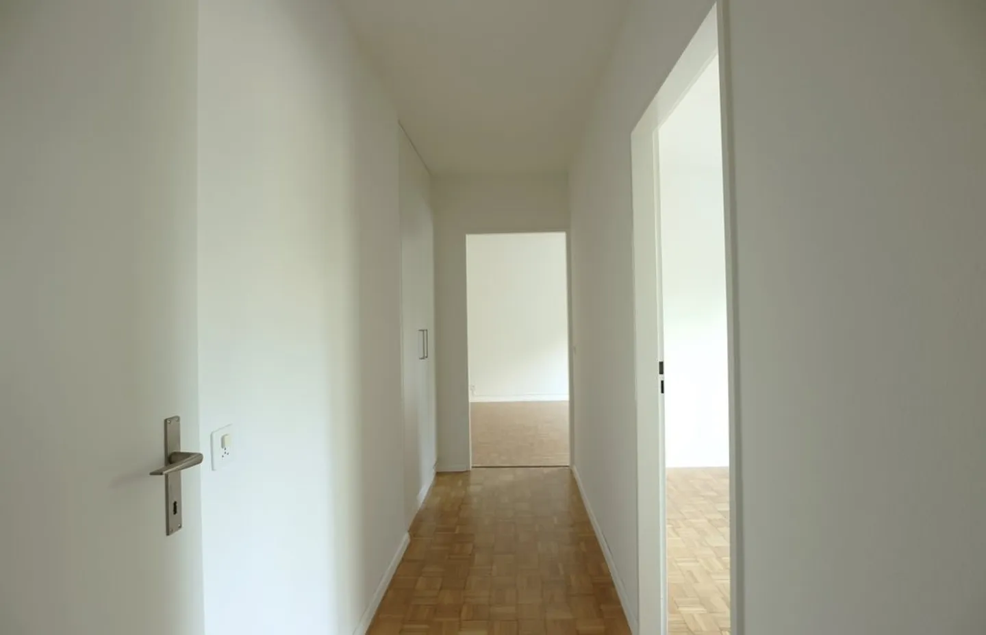 Dachwohnung mit Terrasse - Einen Monat Herbstbonus! - Foto 3 von 11